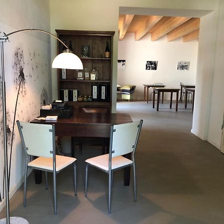 Bb Gli Aristogatti Bed & Breakfast Ghizzano Exterior foto