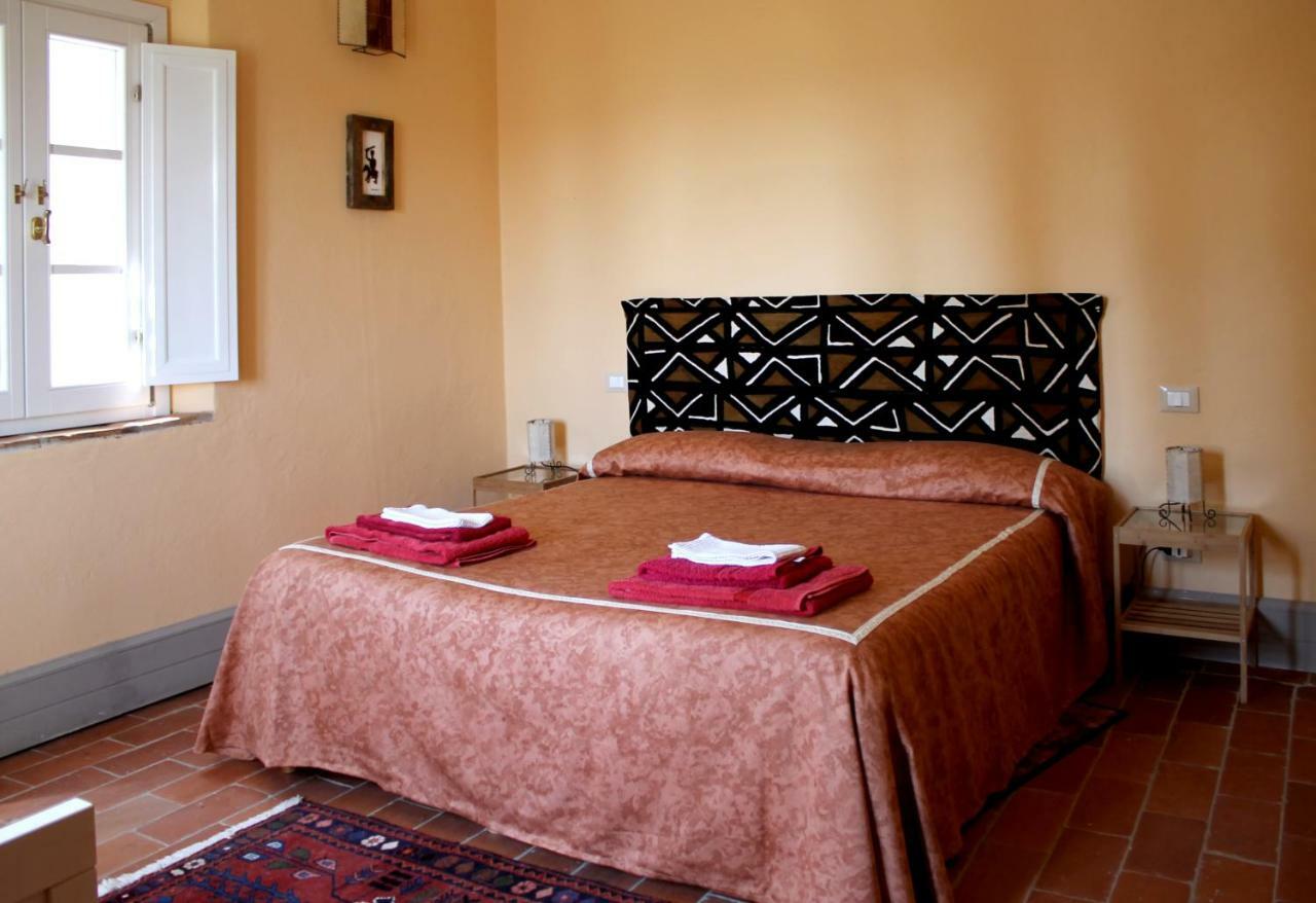 Bb Gli Aristogatti Bed & Breakfast Ghizzano Exterior foto
