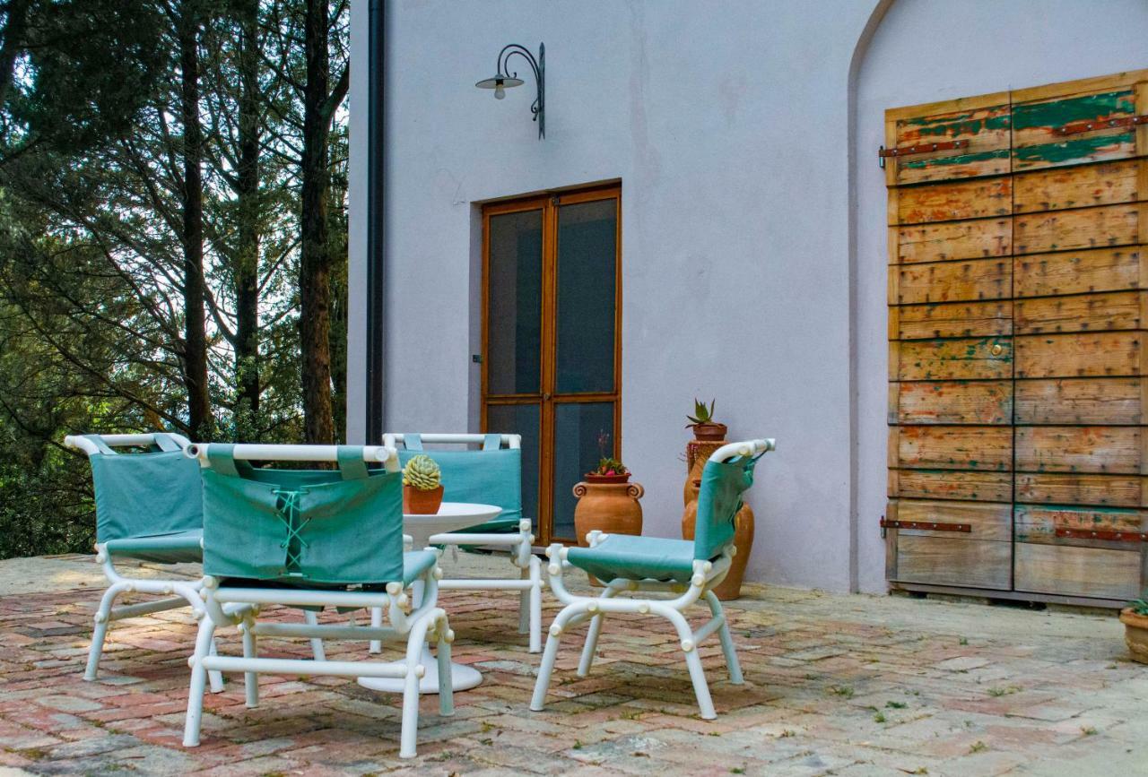 Bb Gli Aristogatti Bed & Breakfast Ghizzano Exterior foto